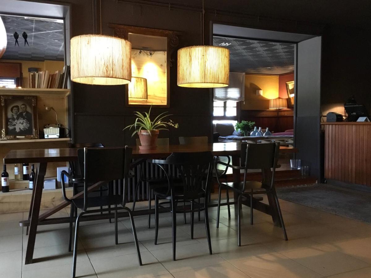 Hostal Can Maret Vilademuls Exteriör bild